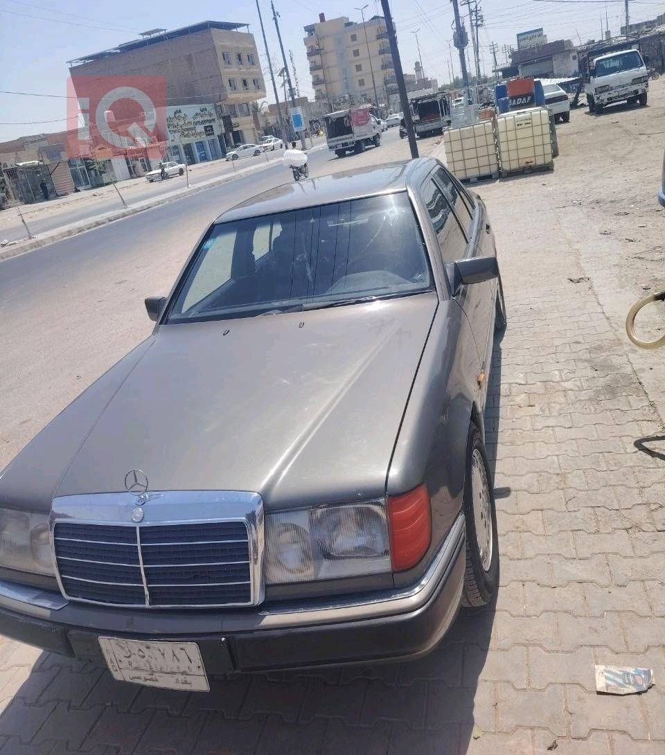 مرسيدس بنز E-Class